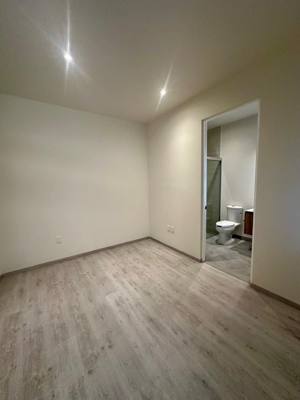 CASA EN VENTA EN LOS ALAMOS TRES MARIAS, MORELIA