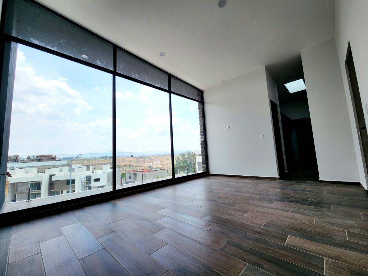 CASA EN VENTA EN LOMALTA TRES MARIAS, MORELIA