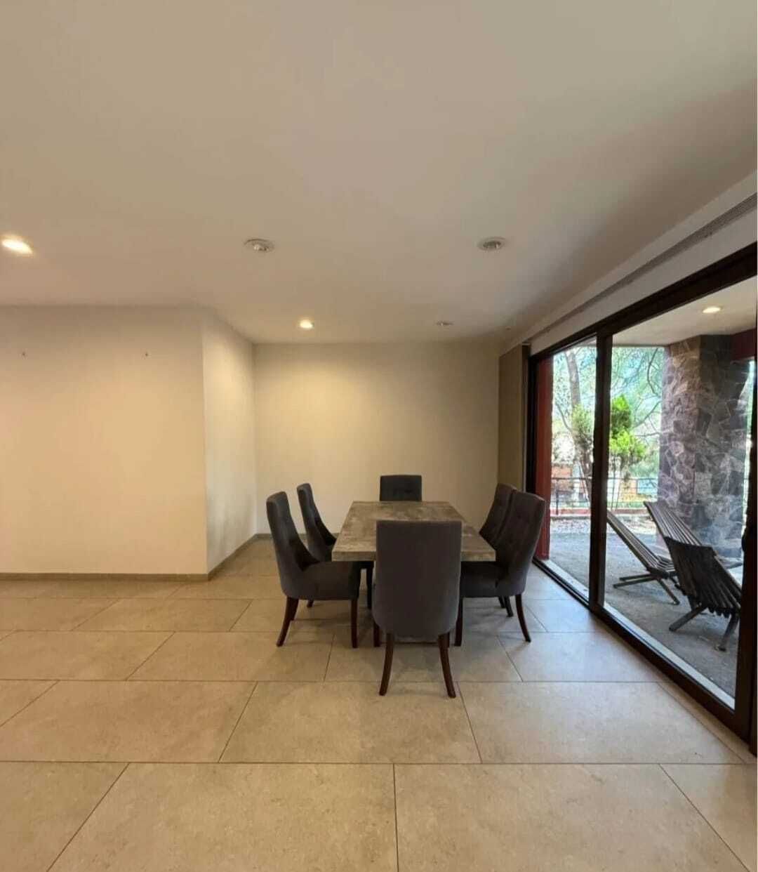 CASA EN VENTA EN CLUB Y DENTRO DEL CAMPO DE GOLF ALTOZANO, MORELIA