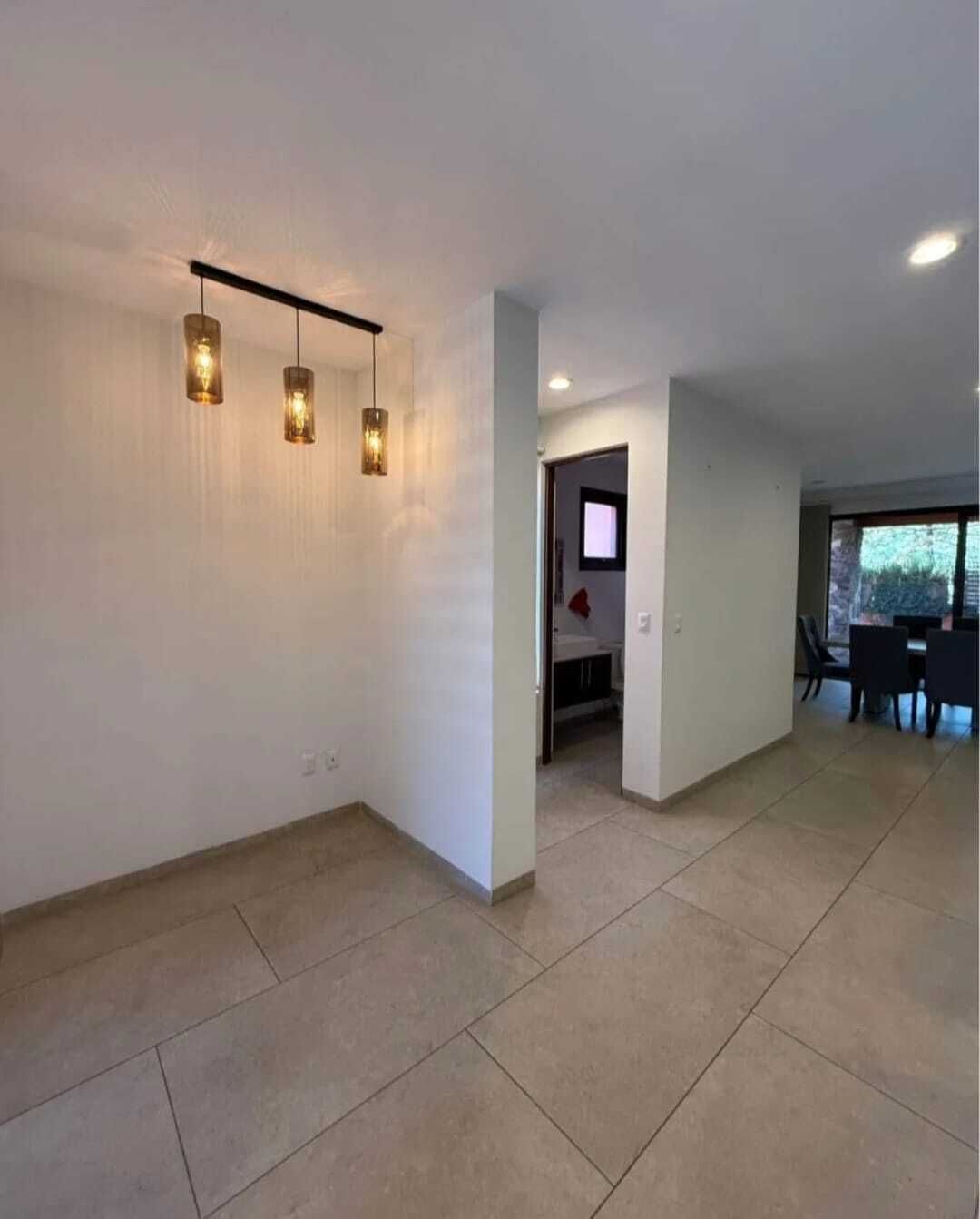 CASA EN VENTA EN CLUB Y DENTRO DEL CAMPO DE GOLF ALTOZANO, MORELIA