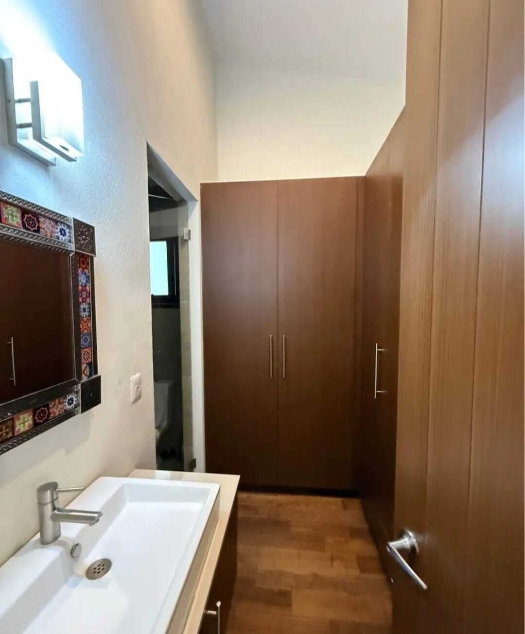 CASA EN VENTA EN CLUB Y DENTRO DEL CAMPO DE GOLF ALTOZANO, MORELIA