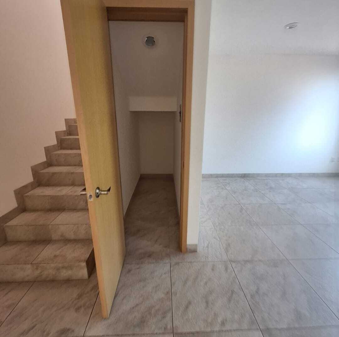 CASA EN VENTA EN LOBOS ALTOZANO, MORELIA