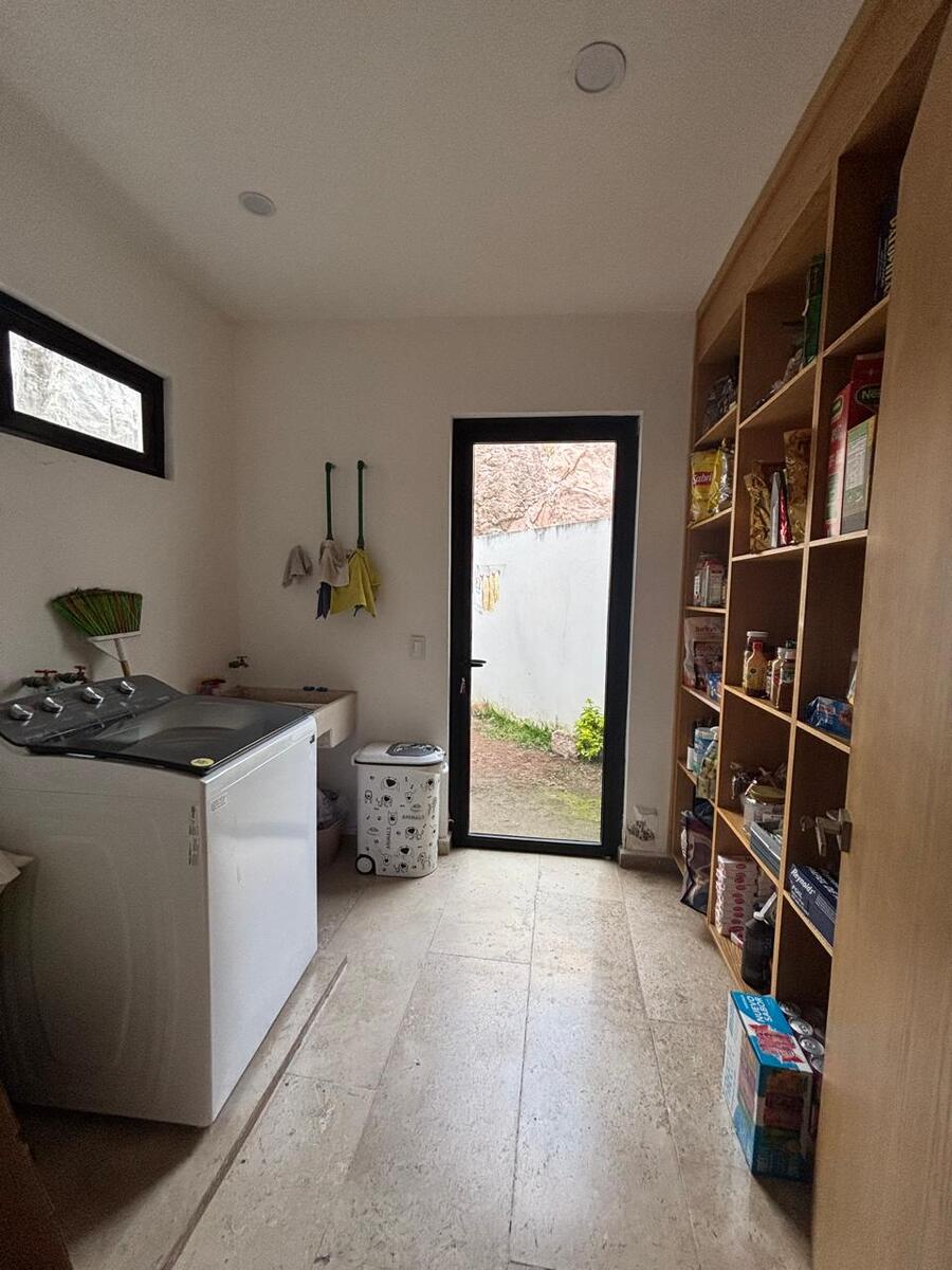 CASA EN VENTA EN LINDAVISTA TRES MARIAS, MORELIA