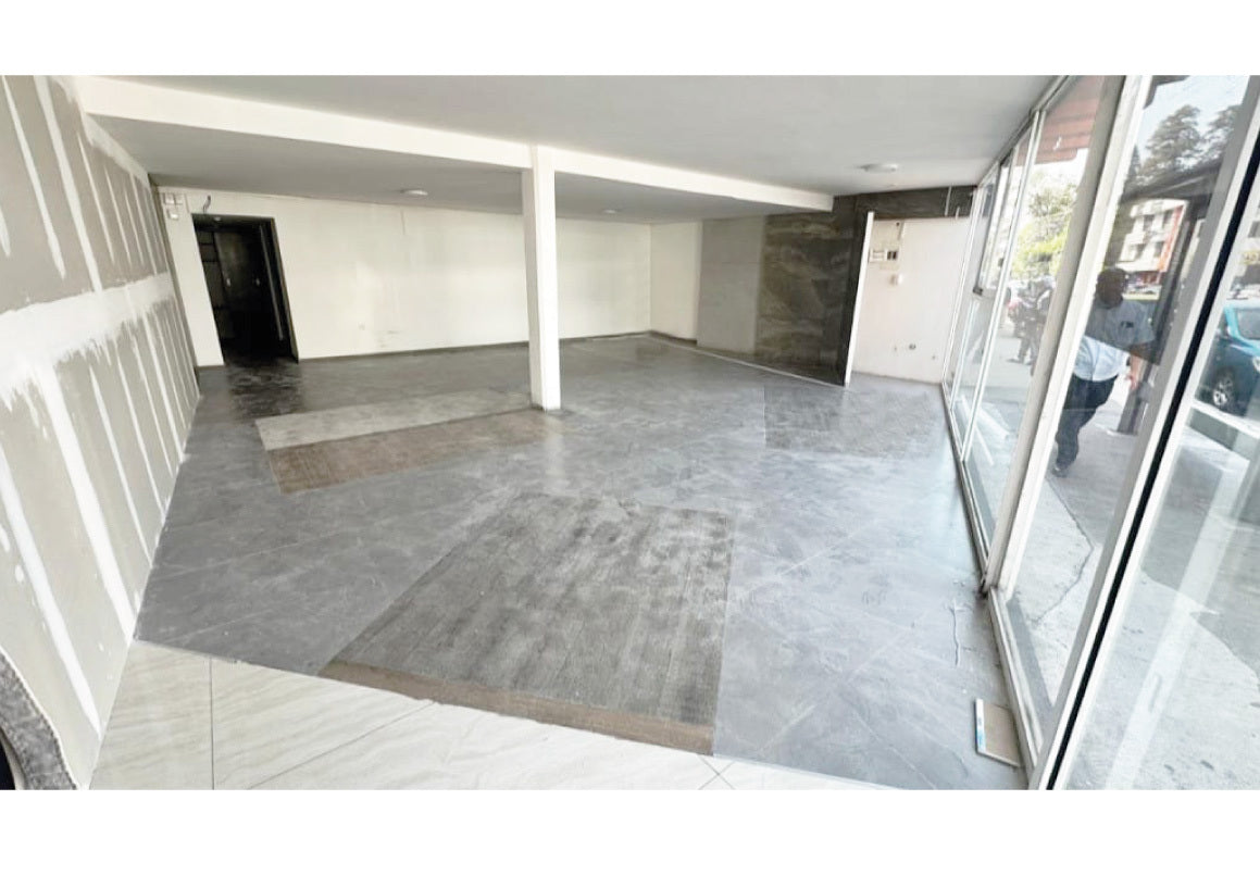 LOCAL COMERCIAL EN RENTA EN SOBRE AV. LAZARO CARDENAS, MORELIA