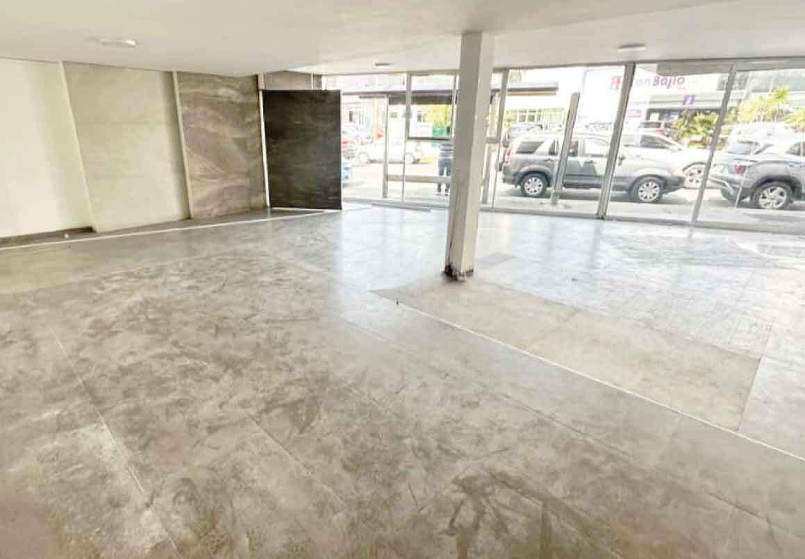 LOCAL COMERCIAL EN RENTA EN SOBRE AV. LAZARO CARDENAS, MORELIA