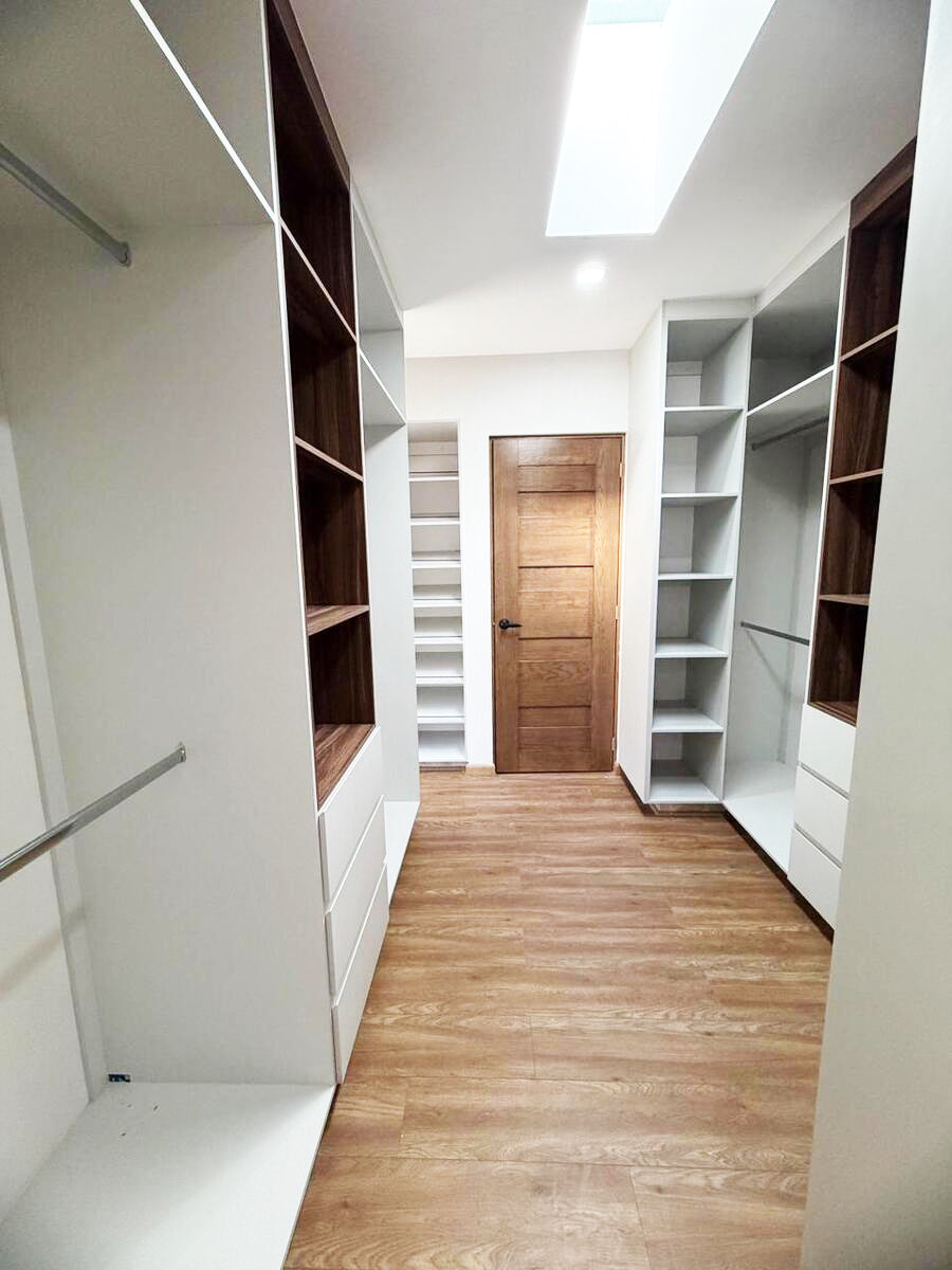 CASA EN VENTA EN EL PINAR ALTOZANO, MORELIA