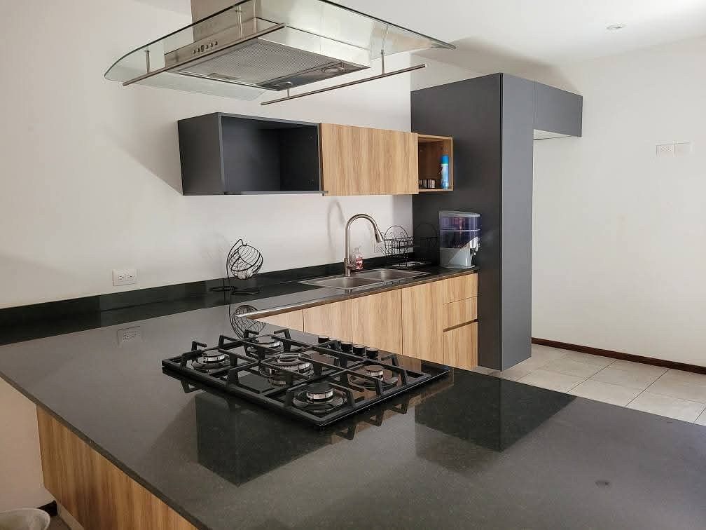 CASA EN VENTA EN EL OLIVAR ALTOZANO, MORELIA