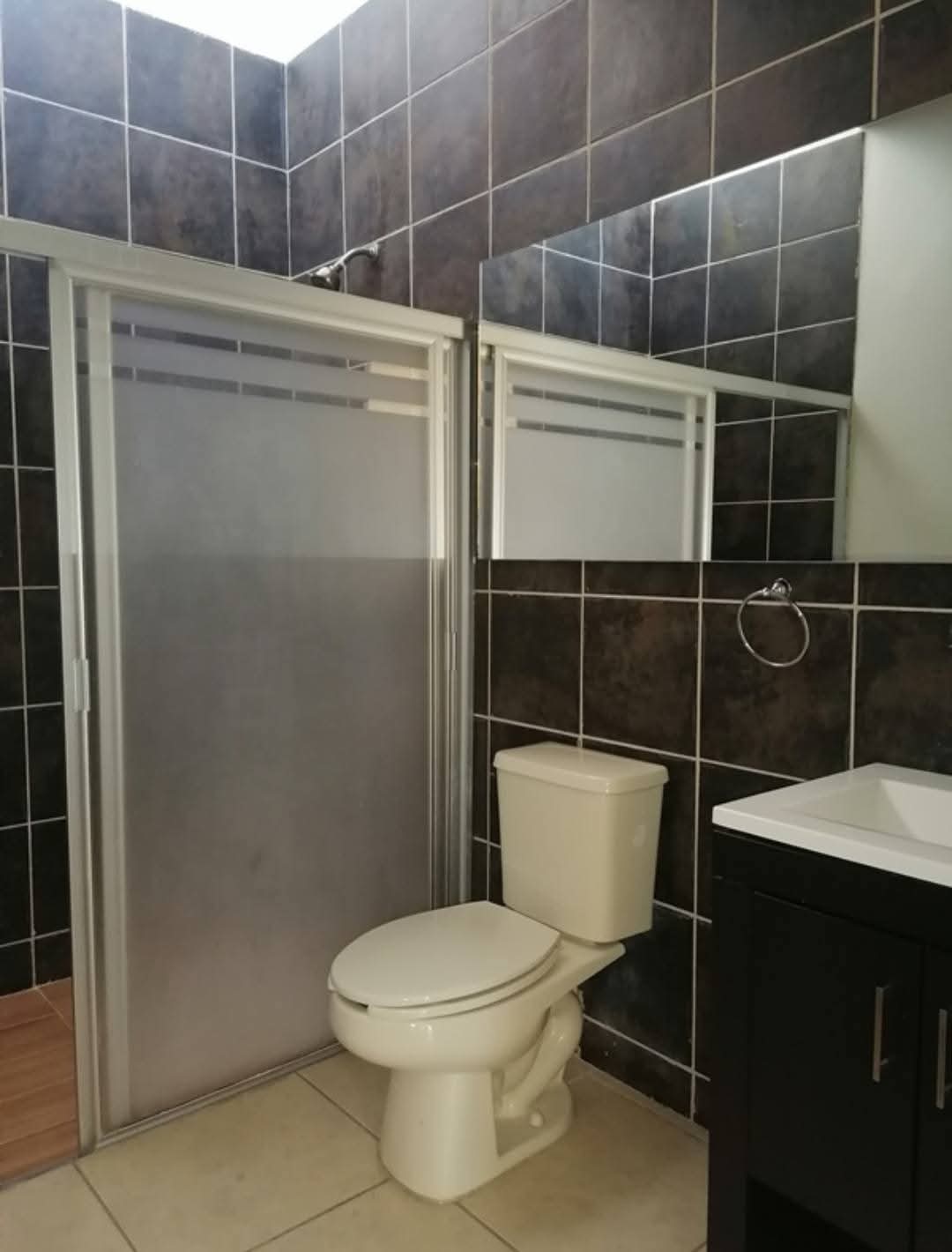CASA EN VENTA EN FRACCIONAMIENTO LOMAS DE LAS AMERICAS SUR, MORELIA