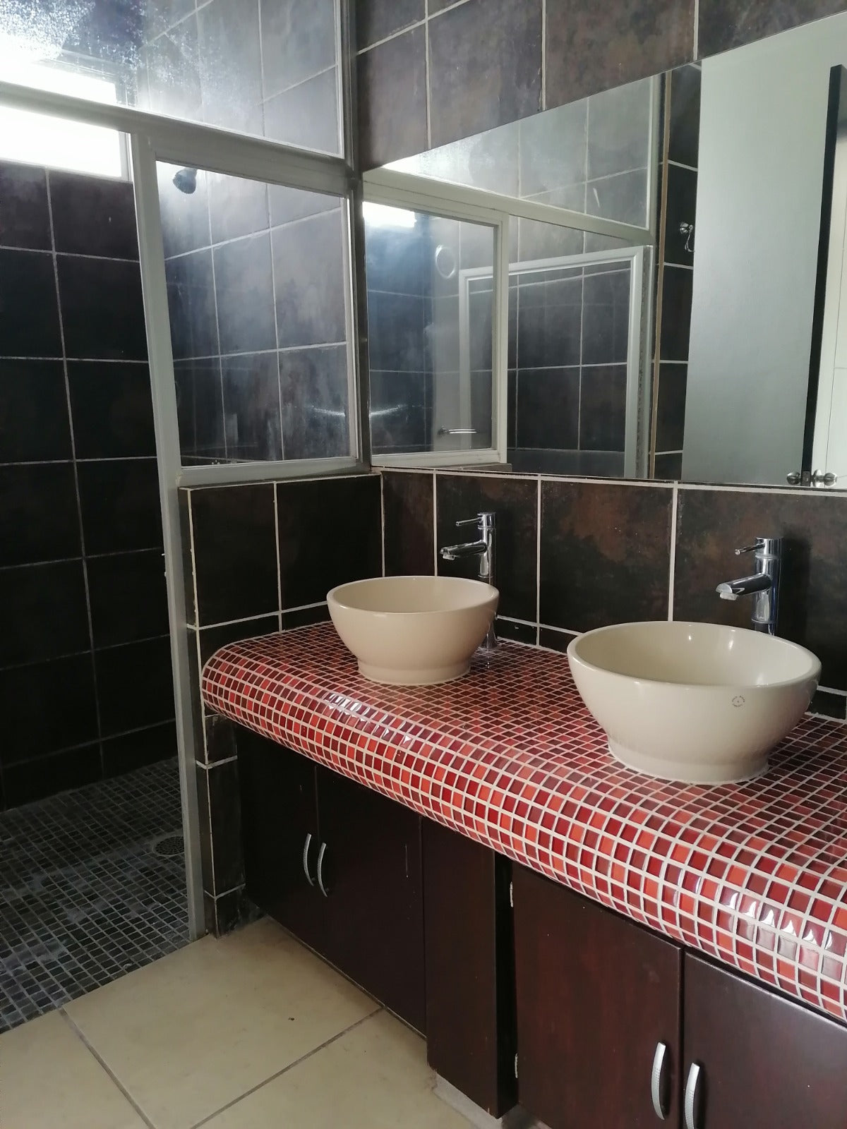 CASA EN VENTA EN FRACCIONAMIENTO LOMAS DE LAS AMERICAS SUR, MORELIA