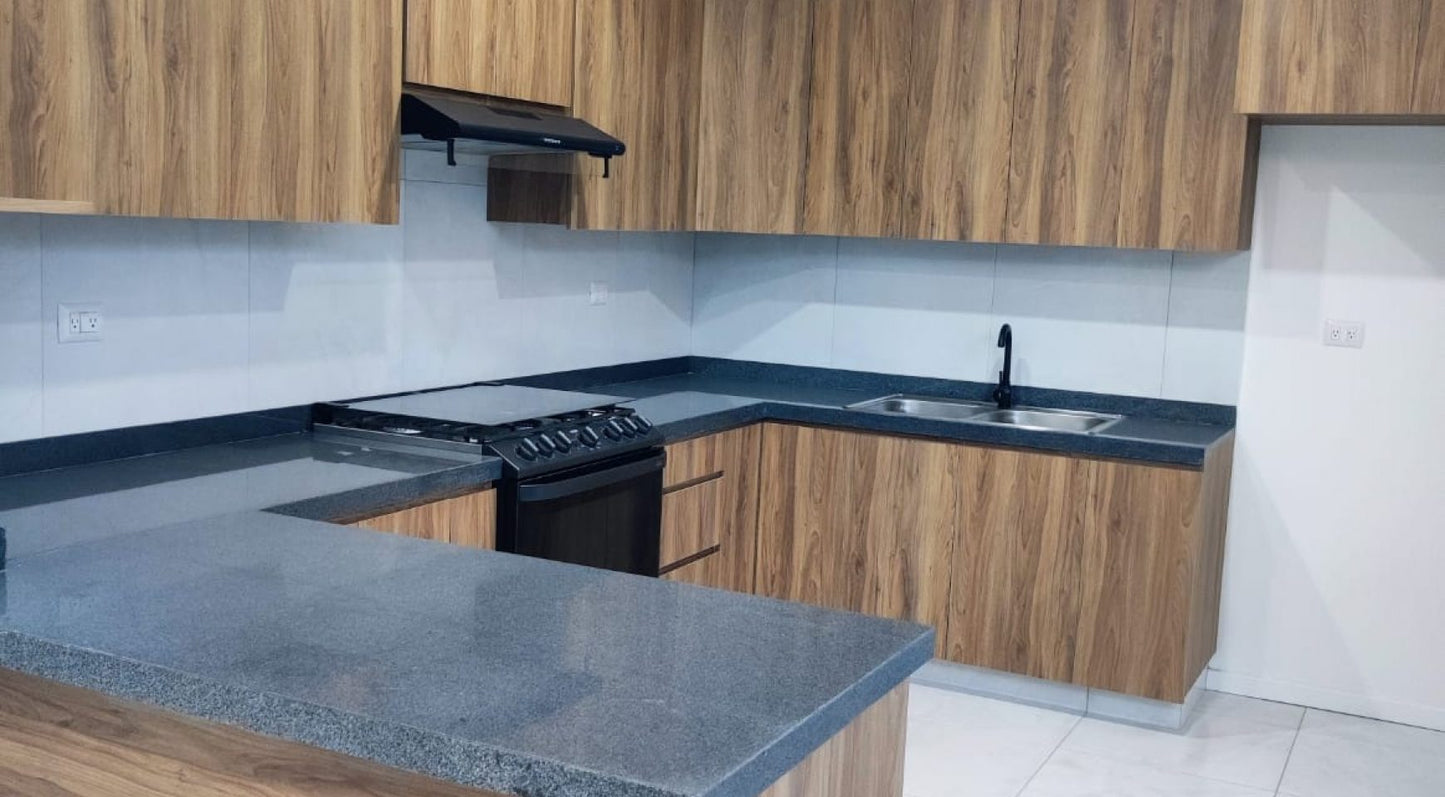 CASA EN VENTA EN LOMALTA TRES MARIAS, MORELIA