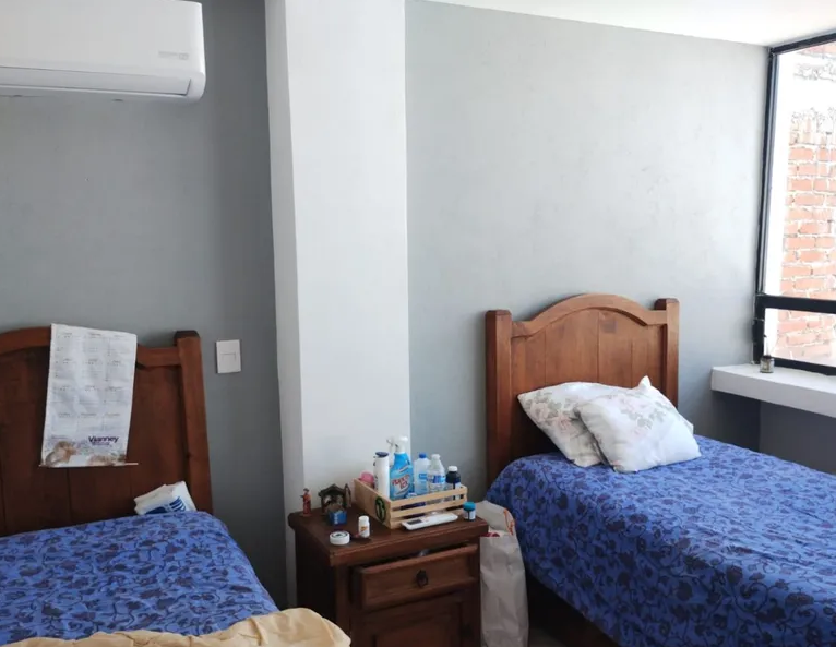 EDIFICIO SEMINUEVO EN VENTA EN AV. SOLIDARIDAD, MORELIA