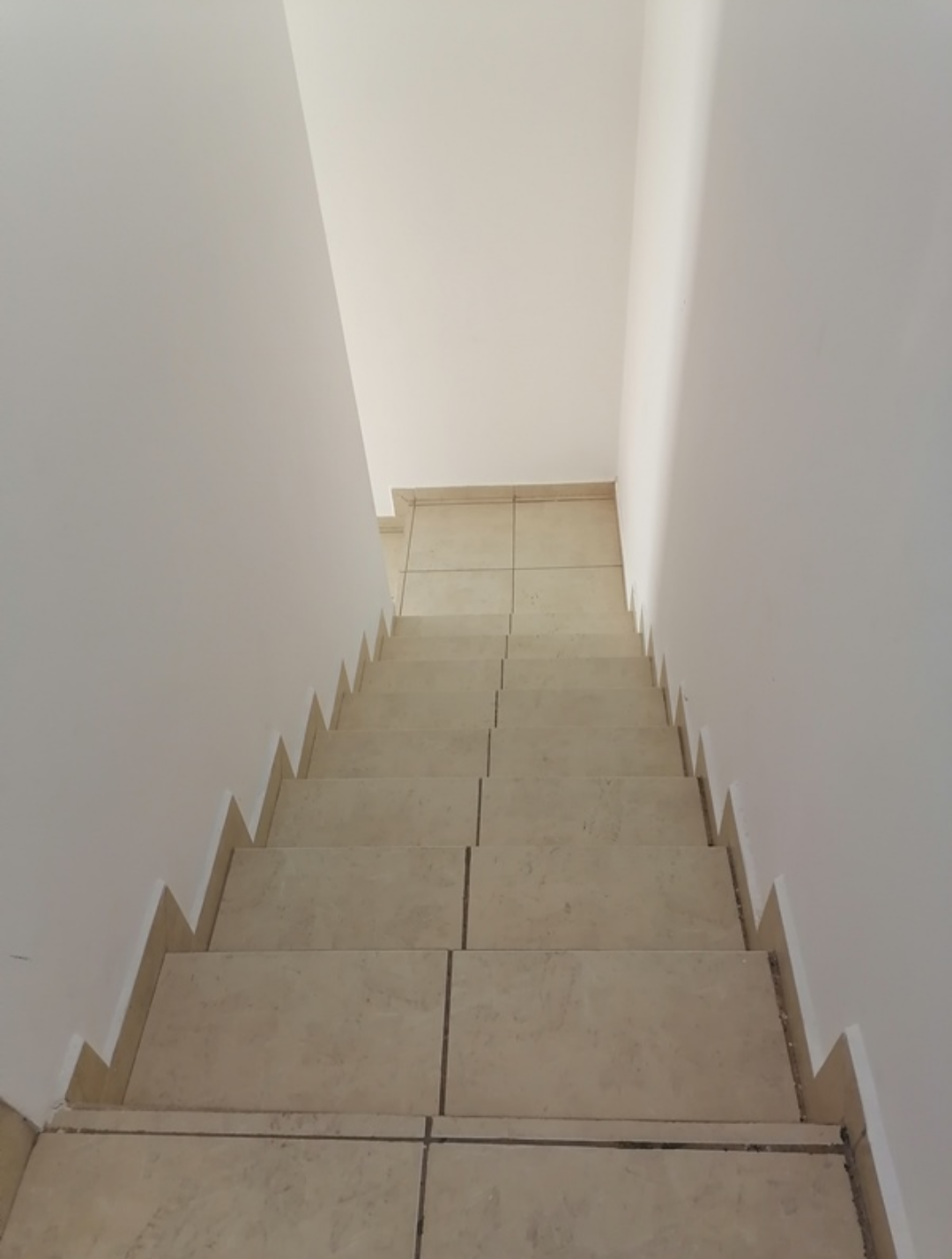 CASA EN VENTA EN FRACCIONAMIENTO LOMAS DE LAS AMERICAS SUR, MORELIA