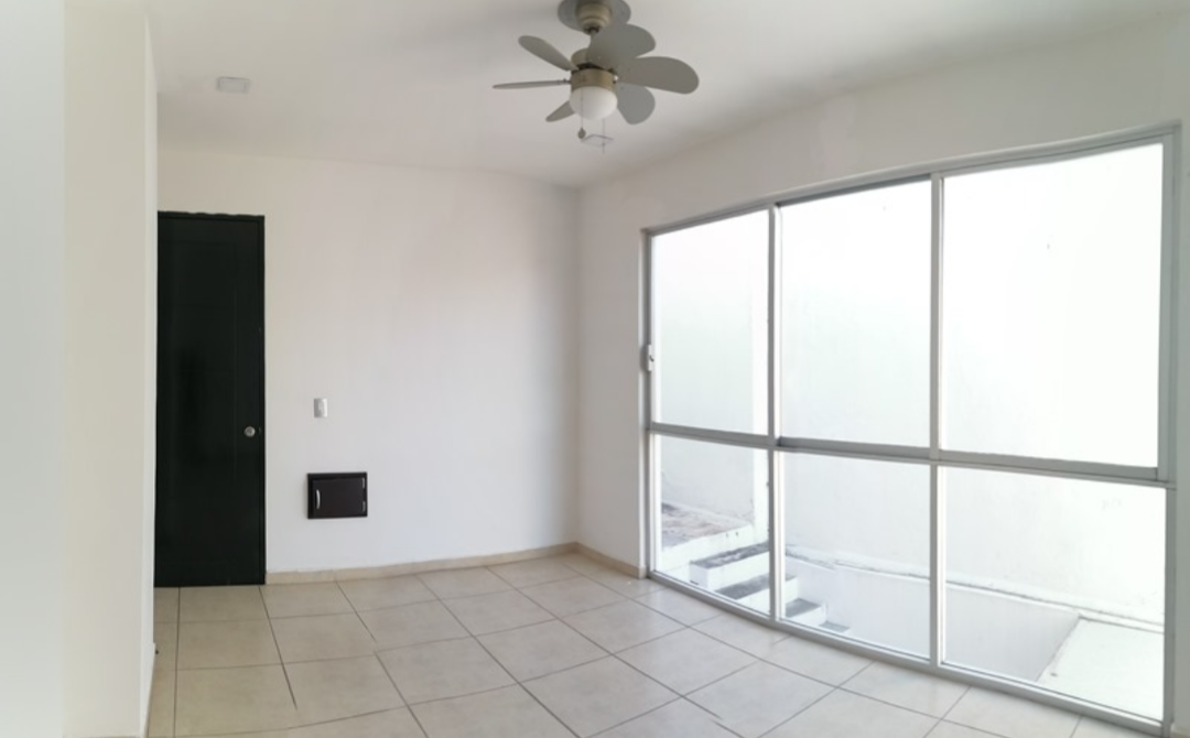 CASA EN VENTA EN FRACCIONAMIENTO LOMAS DE LAS AMERICAS SUR, MORELIA
