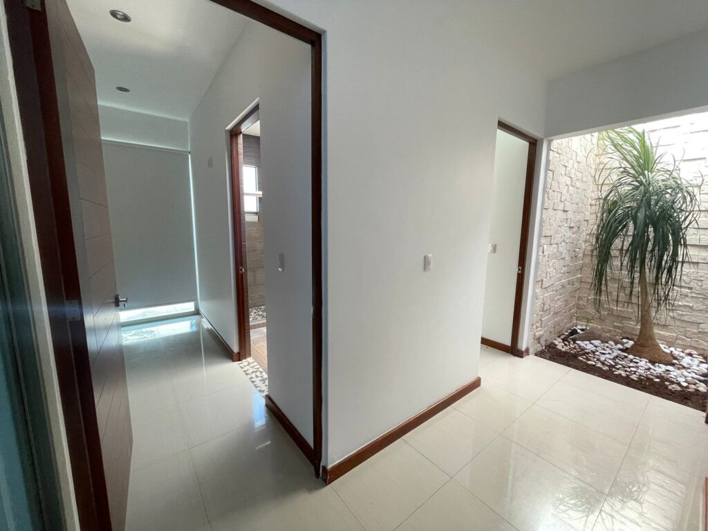 CASA DE UNA PLANTA EN VENTA EN PASEO DEL PARQUE TRES MARIAS, MORELIA