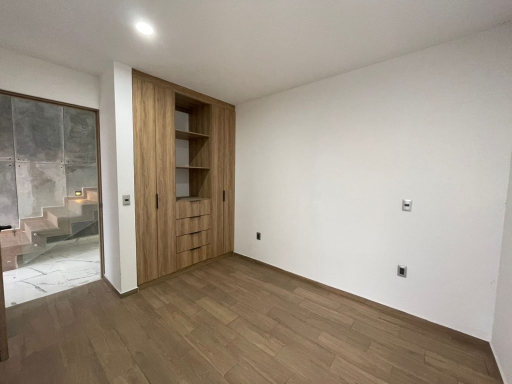 CASA EN VENTA EN LOMALTA TRES MARIAS, MORELIA
