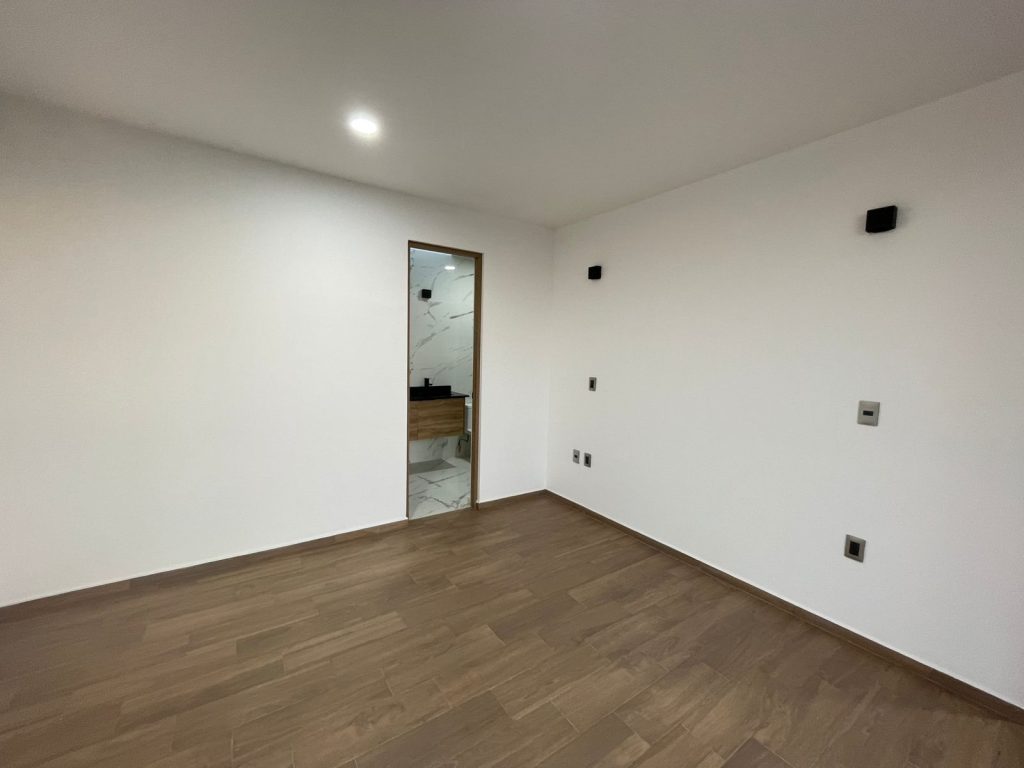 CASA EN VENTA EN LOMALTA TRES MARIAS, MORELIA