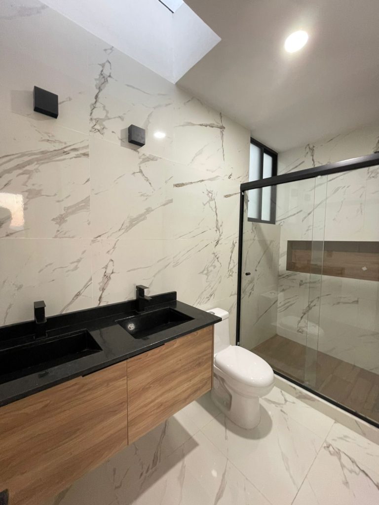 CASA EN VENTA EN LOMALTA TRES MARIAS, MORELIA