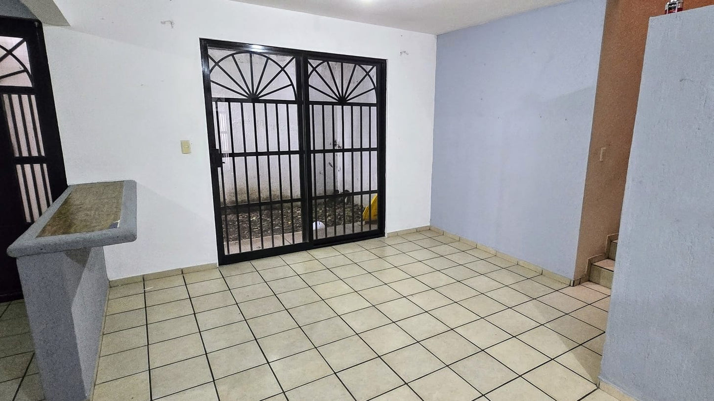 CASA EN VENTA EN CALZADA LA HUERTA, MORELIA