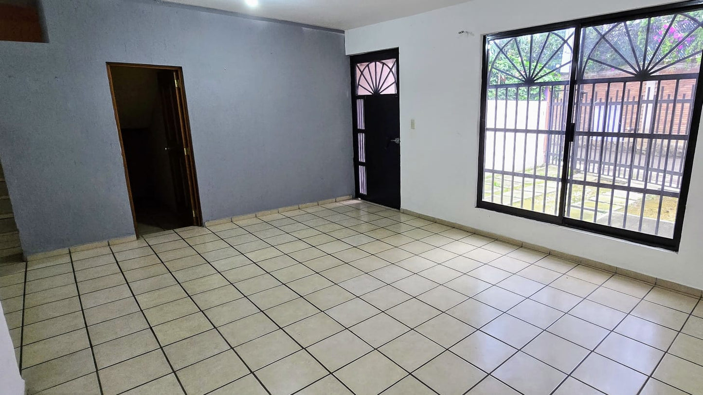 CASA EN VENTA EN CALZADA LA HUERTA, MORELIA