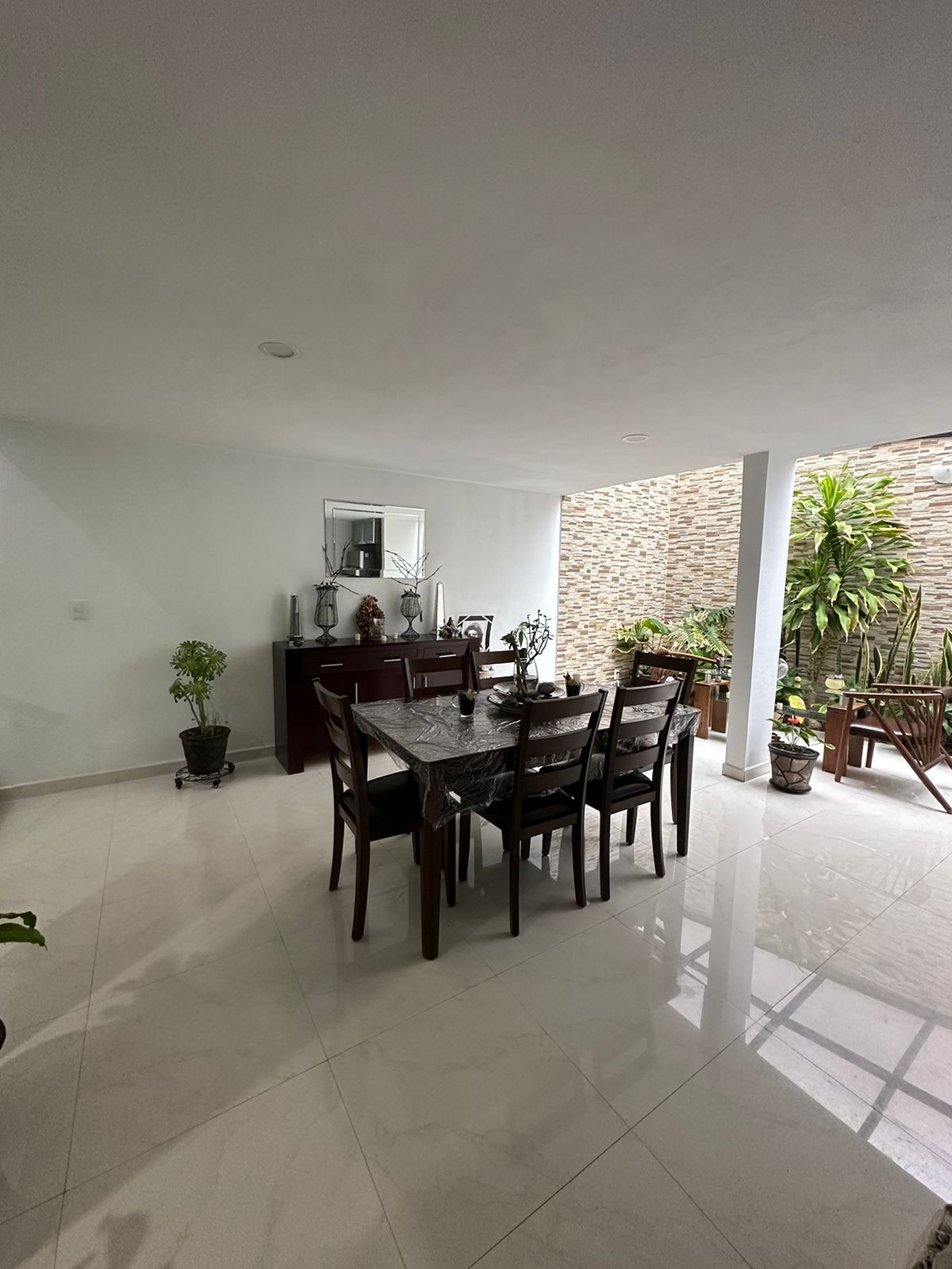 CASA EN VENTA EN VISTAS ALTOZANO, MORELIA