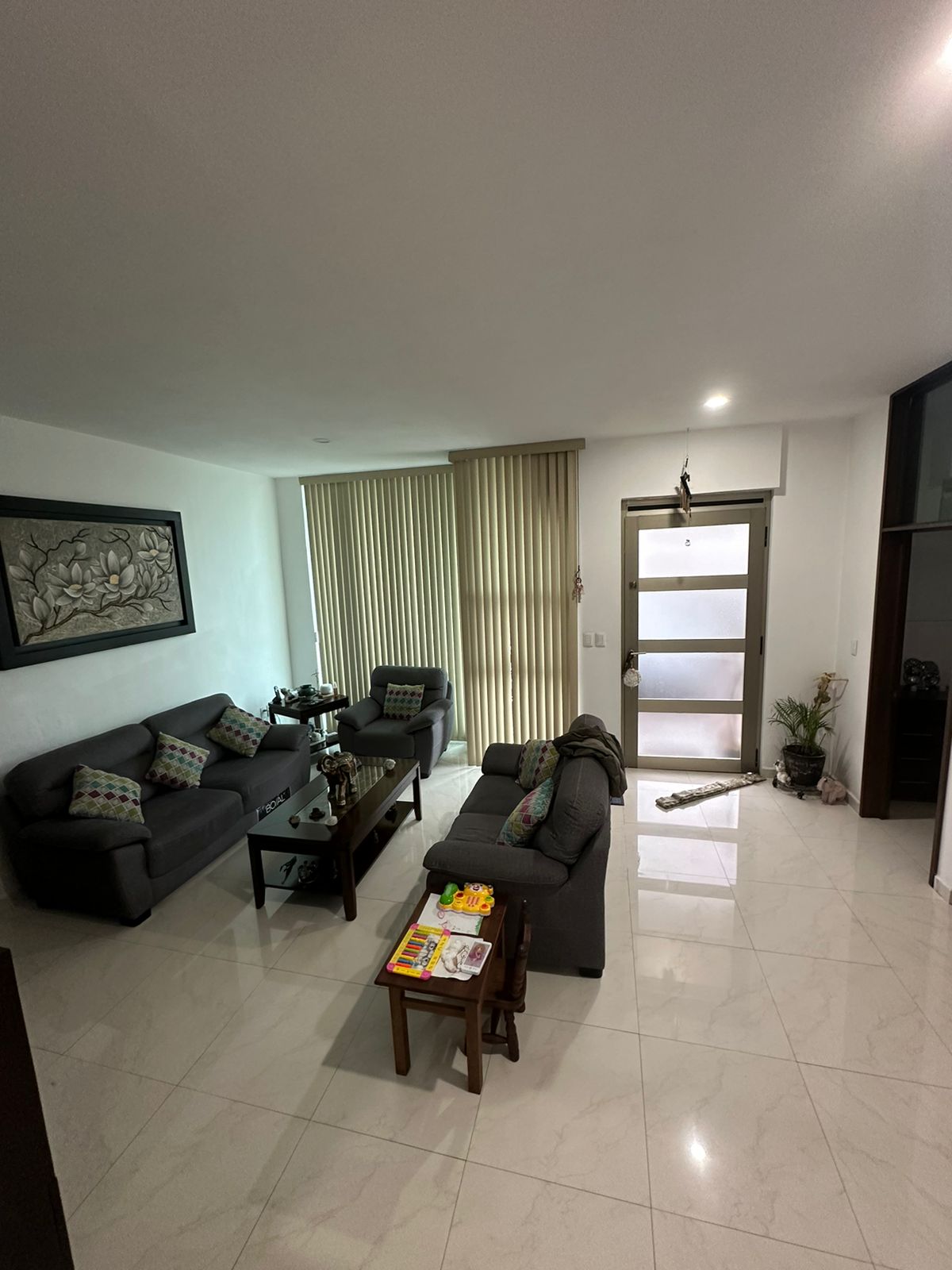 CASA EN VENTA EN VISTAS ALTOZANO, MORELIA