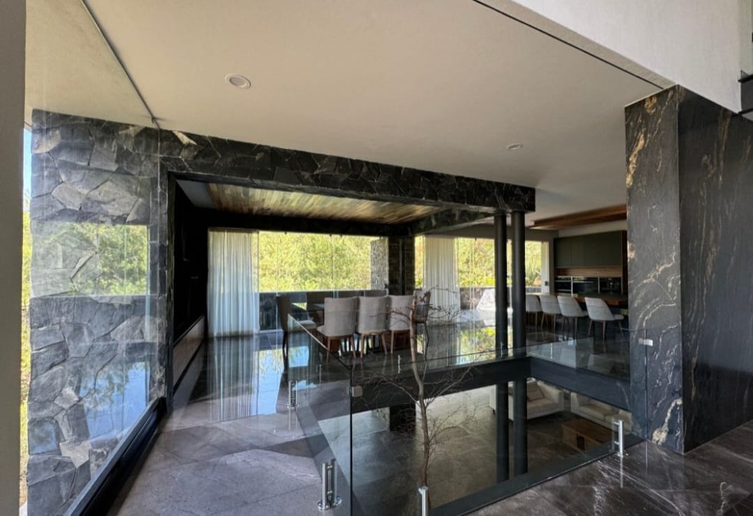 CASA RESIDENCIAL CLUB Y DENTRO DEL CAMPO DE GOLF ALTOZANO, MORELIA