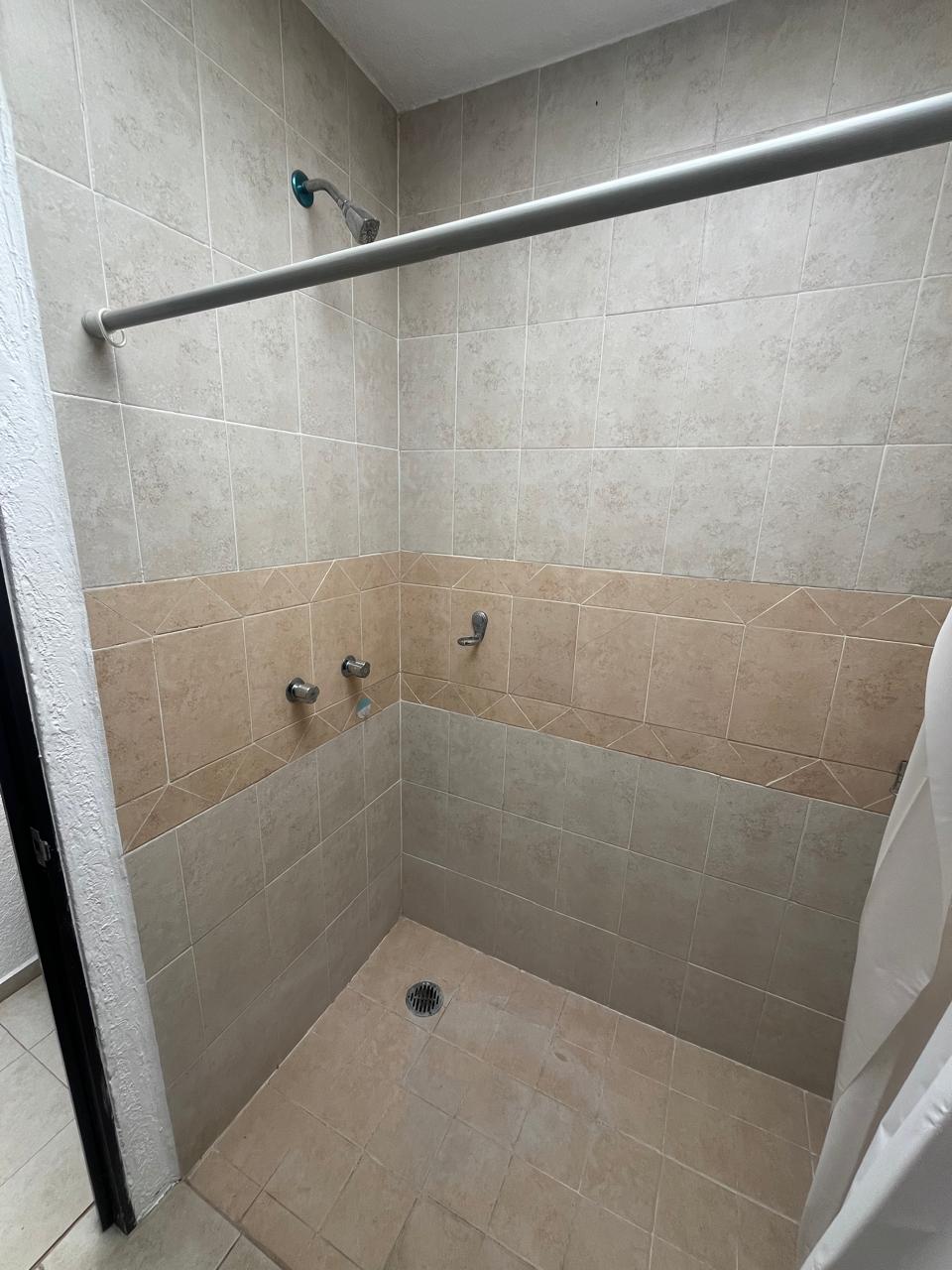 CASA EN VENTA EN VILLAS DEL SUR, MORELIA