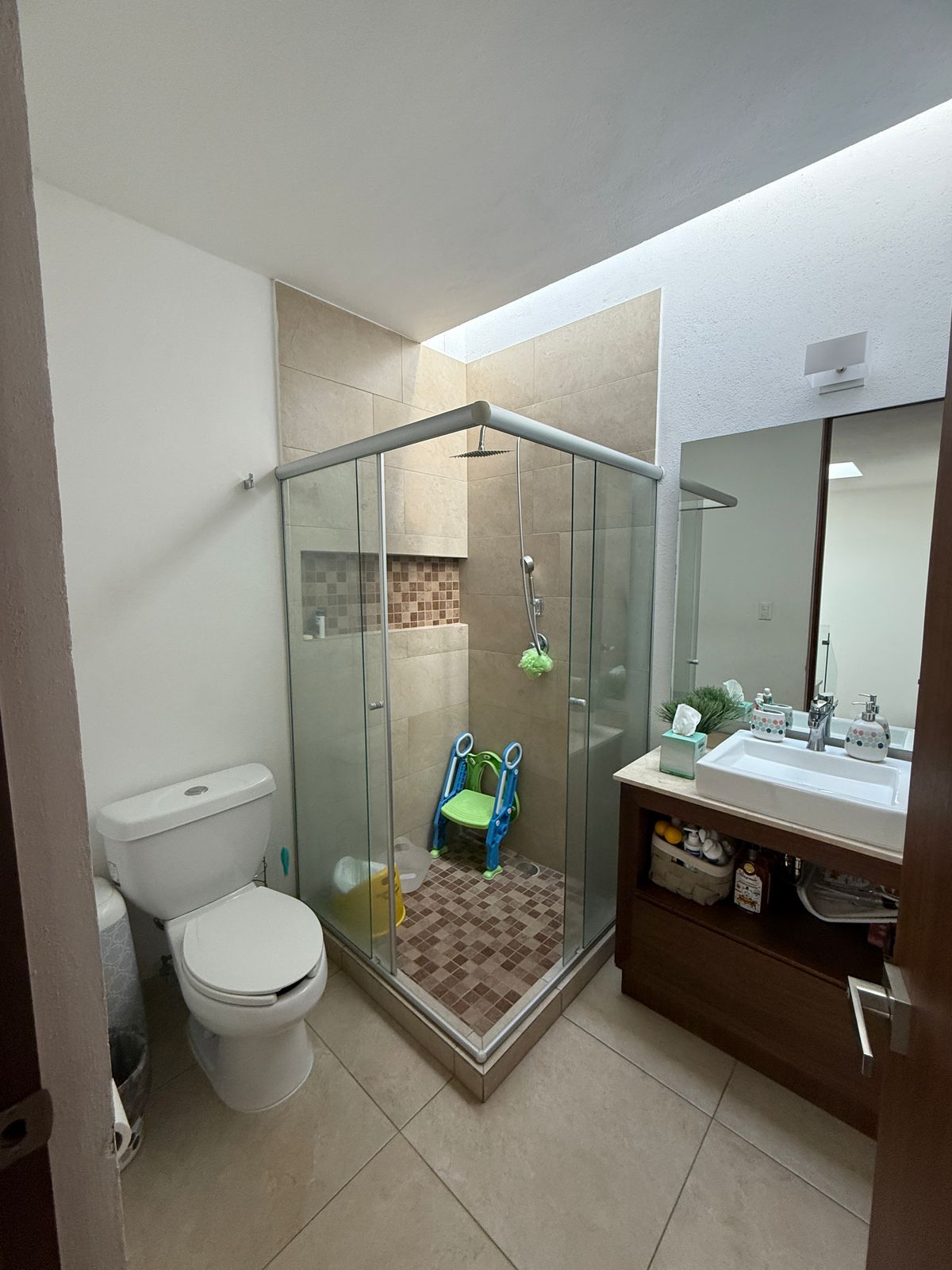 CASA EN VENTA EN PUERTA MADERO ALTOZANO, MORELIA