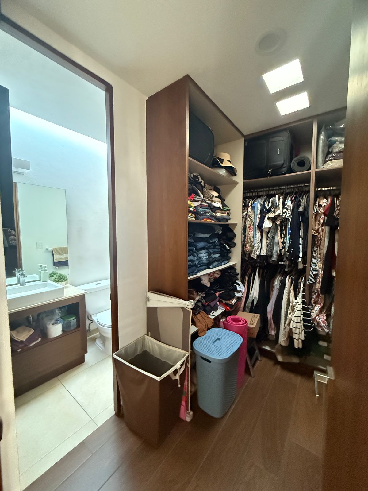 CASA EN VENTA EN PUERTA MADERO ALTOZANO, MORELIA
