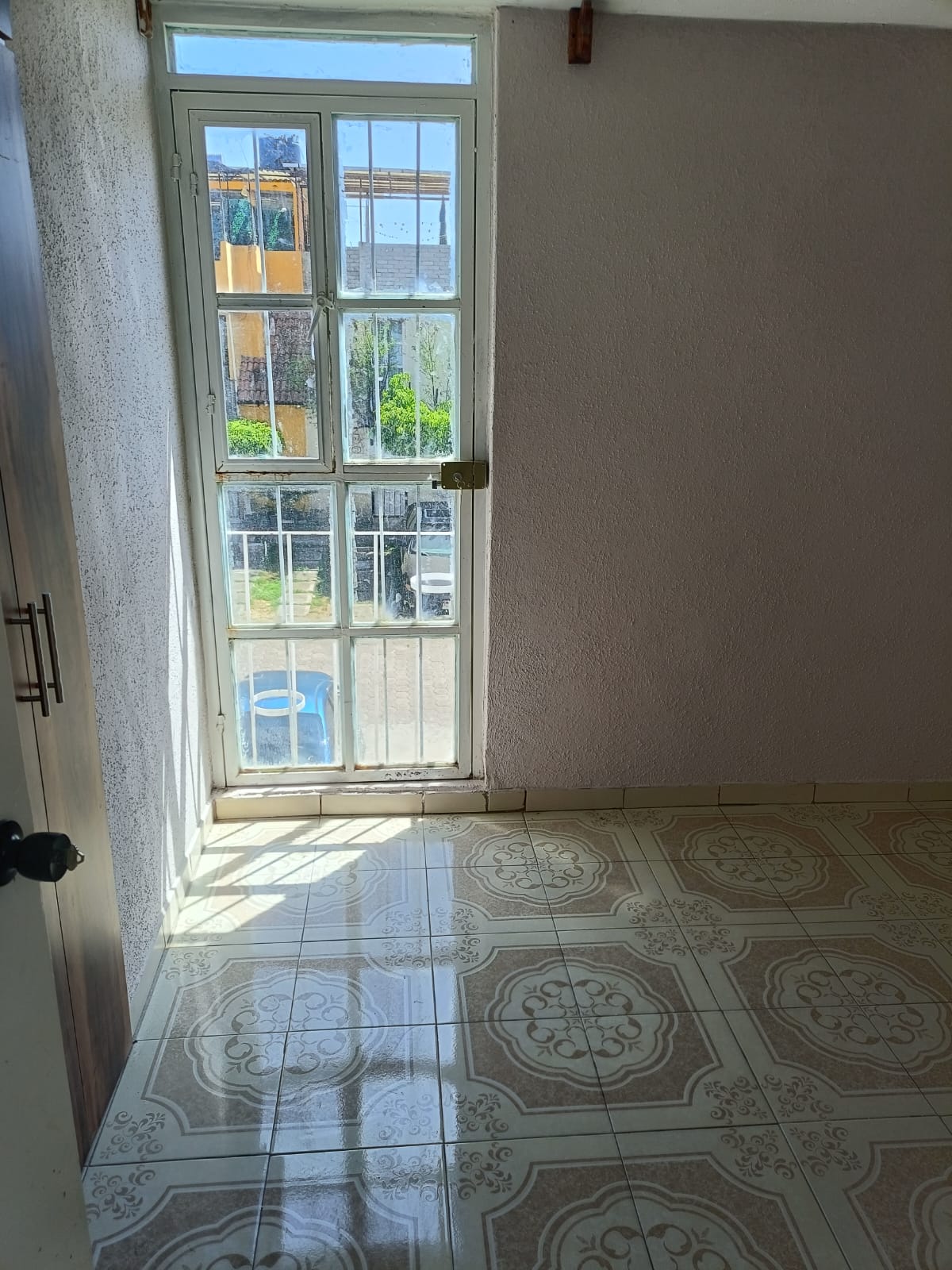 CASA REMODELADA EN VENTA EN ARKO SAN ANTONIO, MORELIA