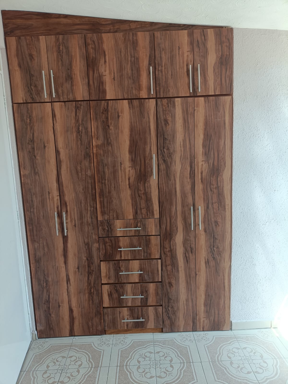 CASA REMODELADA EN VENTA EN ARKO SAN ANTONIO, MORELIA