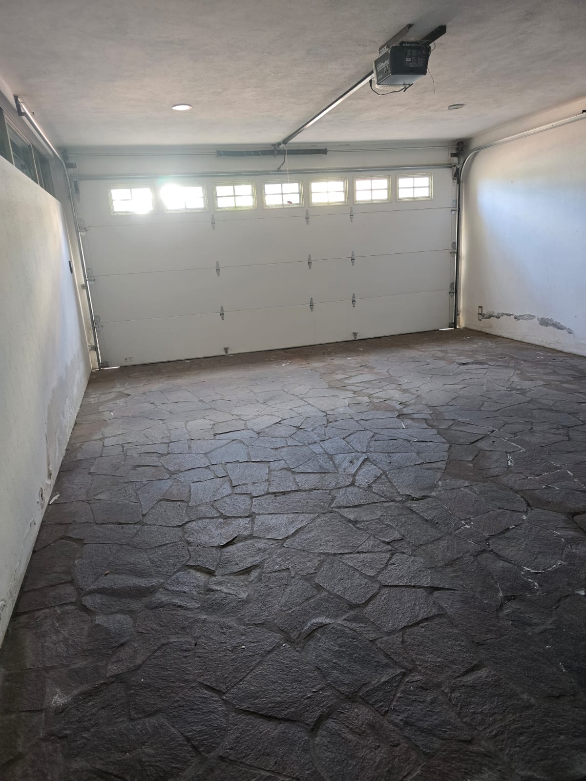 CASA EN VENTA EN PUNTALBA, MORELIA