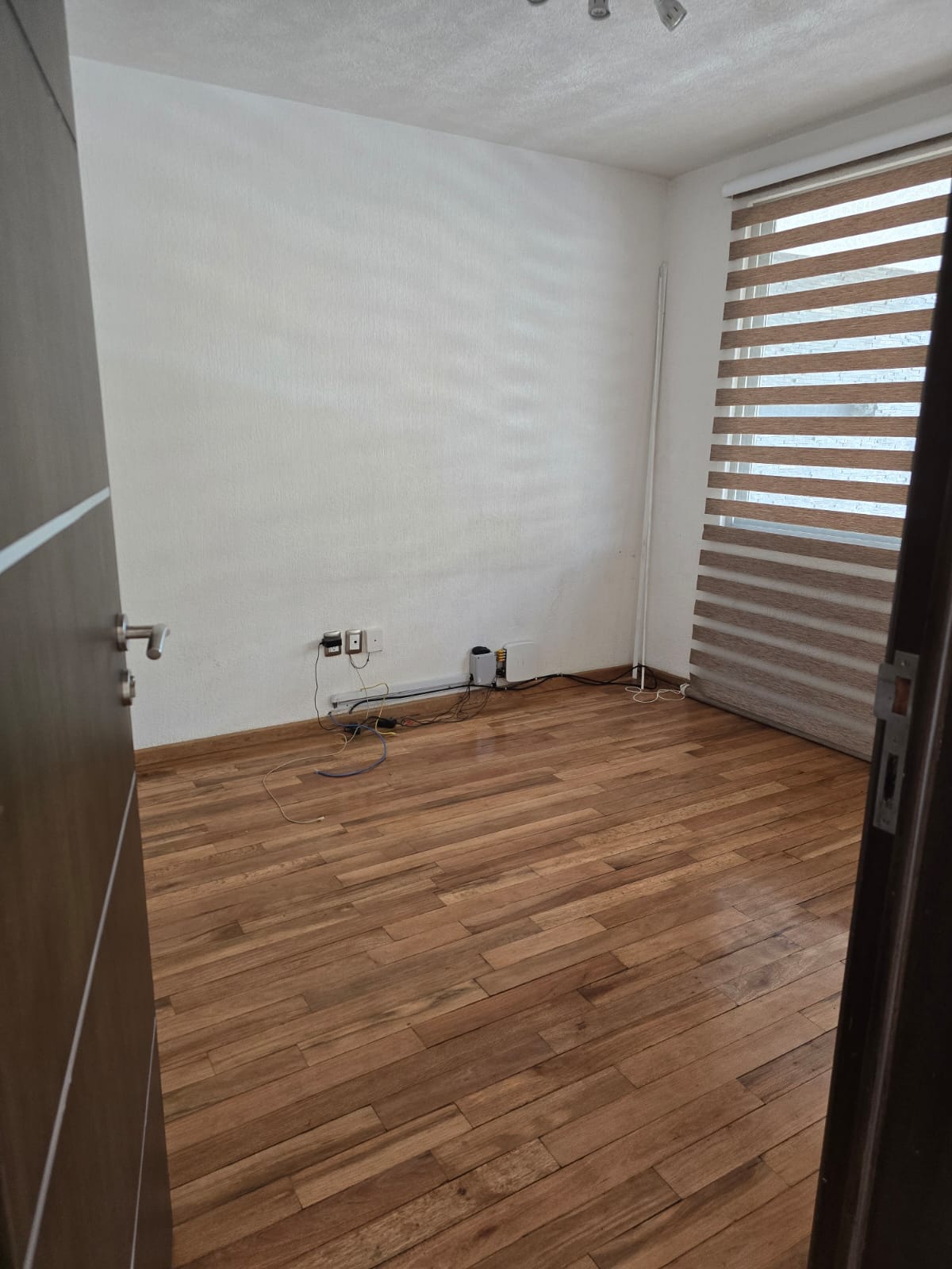 CASA EN VENTA EN PUNTALBA, MORELIA