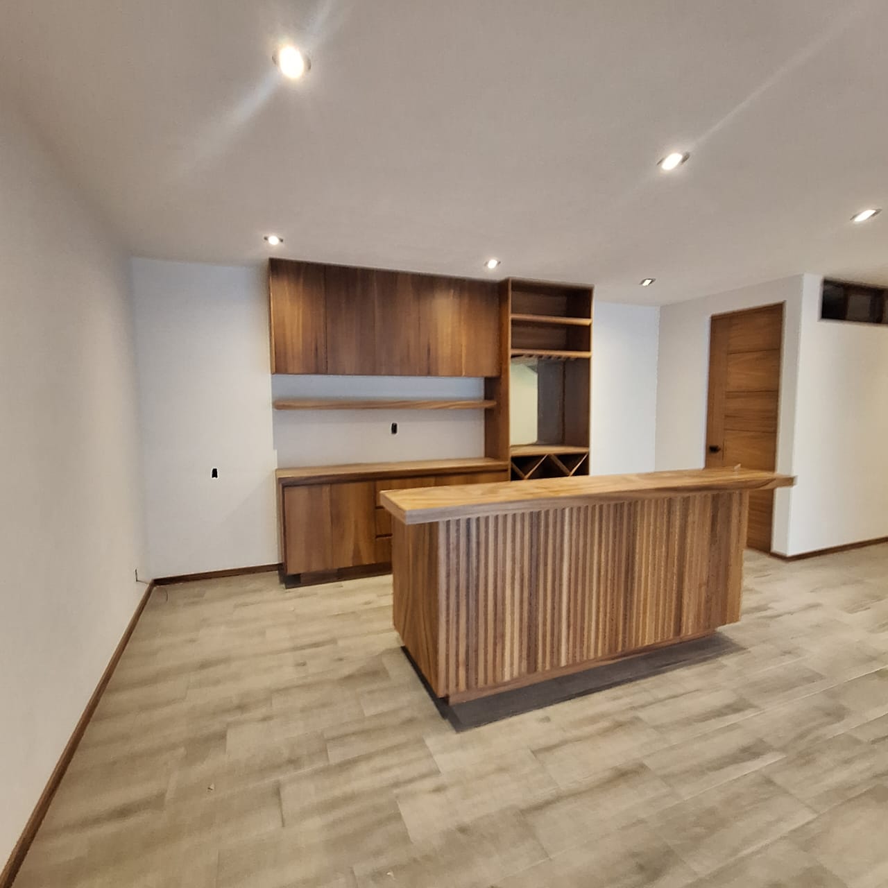 CASA EN VENTA EN PASEO DE LOS GANSOS, VISTAS ALTOZANO, MORELIA