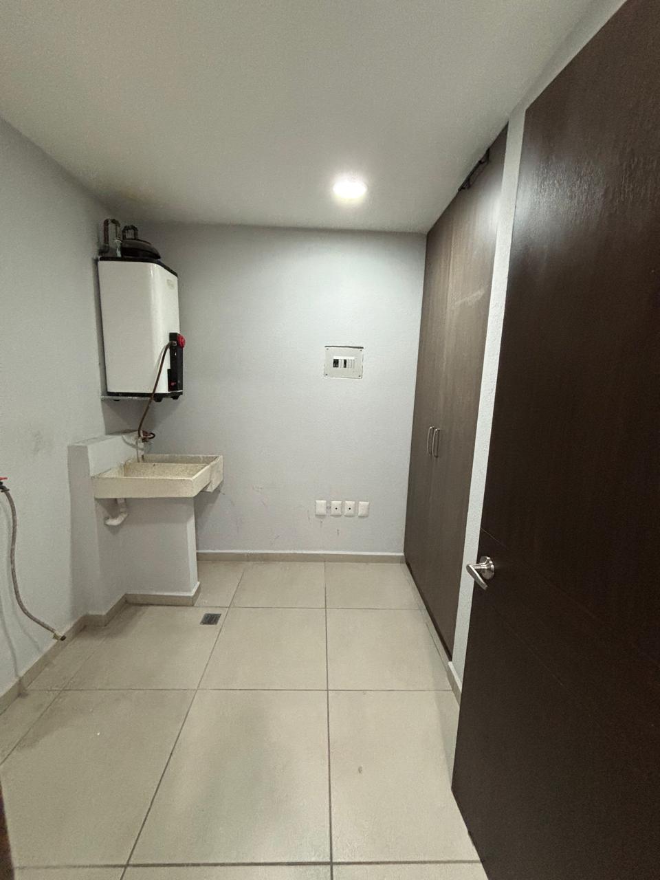 DEPARTAMENTO EN RENTA EN TORRE AIREA TRES MARIAS, MORELIA