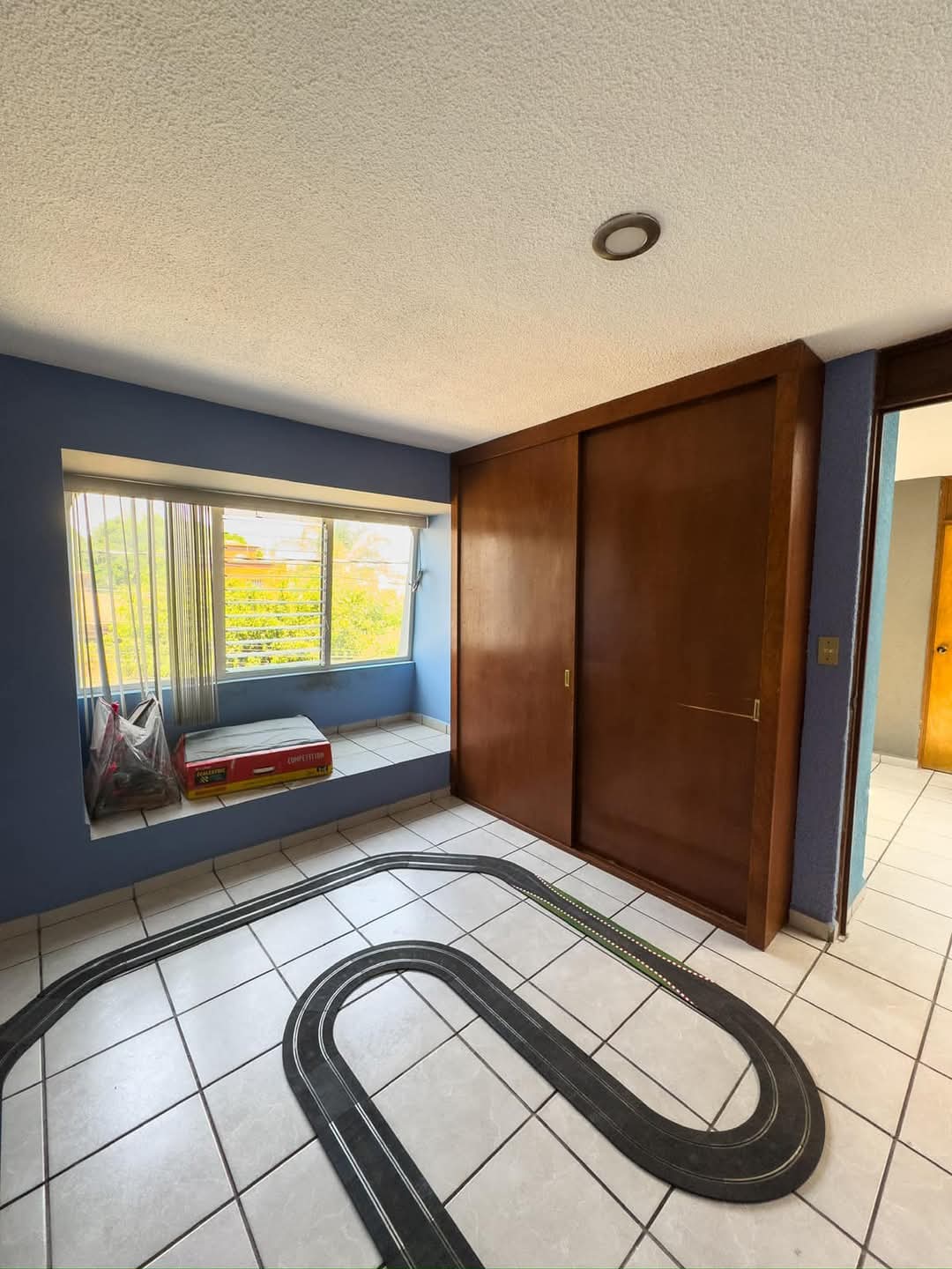CASA EN VENTA EN CAMELINAS, MORELIA