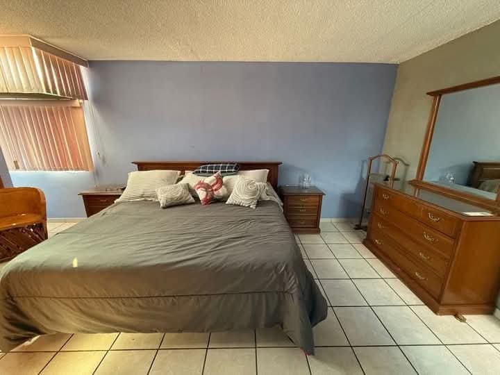CASA EN VENTA EN CAMELINAS, MORELIA