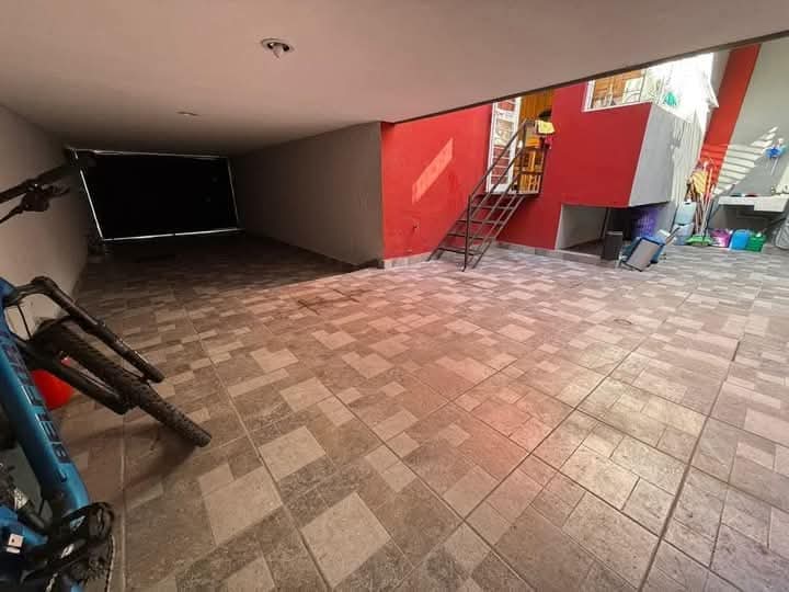CASA EN VENTA EN CAMELINAS, MORELIA