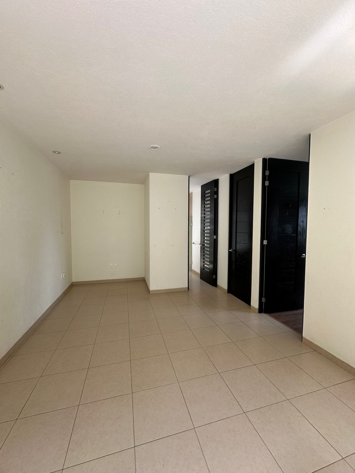 CASA EN RENTA EN RINCON DE LA MONTAÑA, MORELIA