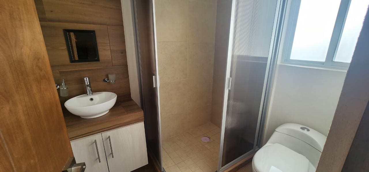 CASA EN RENTA EN QUINTA CANTERA ALTOZANO, MORELIA