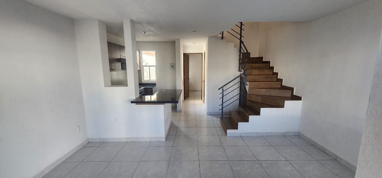 CASA EN RENTA EN QUINTA CANTERA ALTOZANO, MORELIA