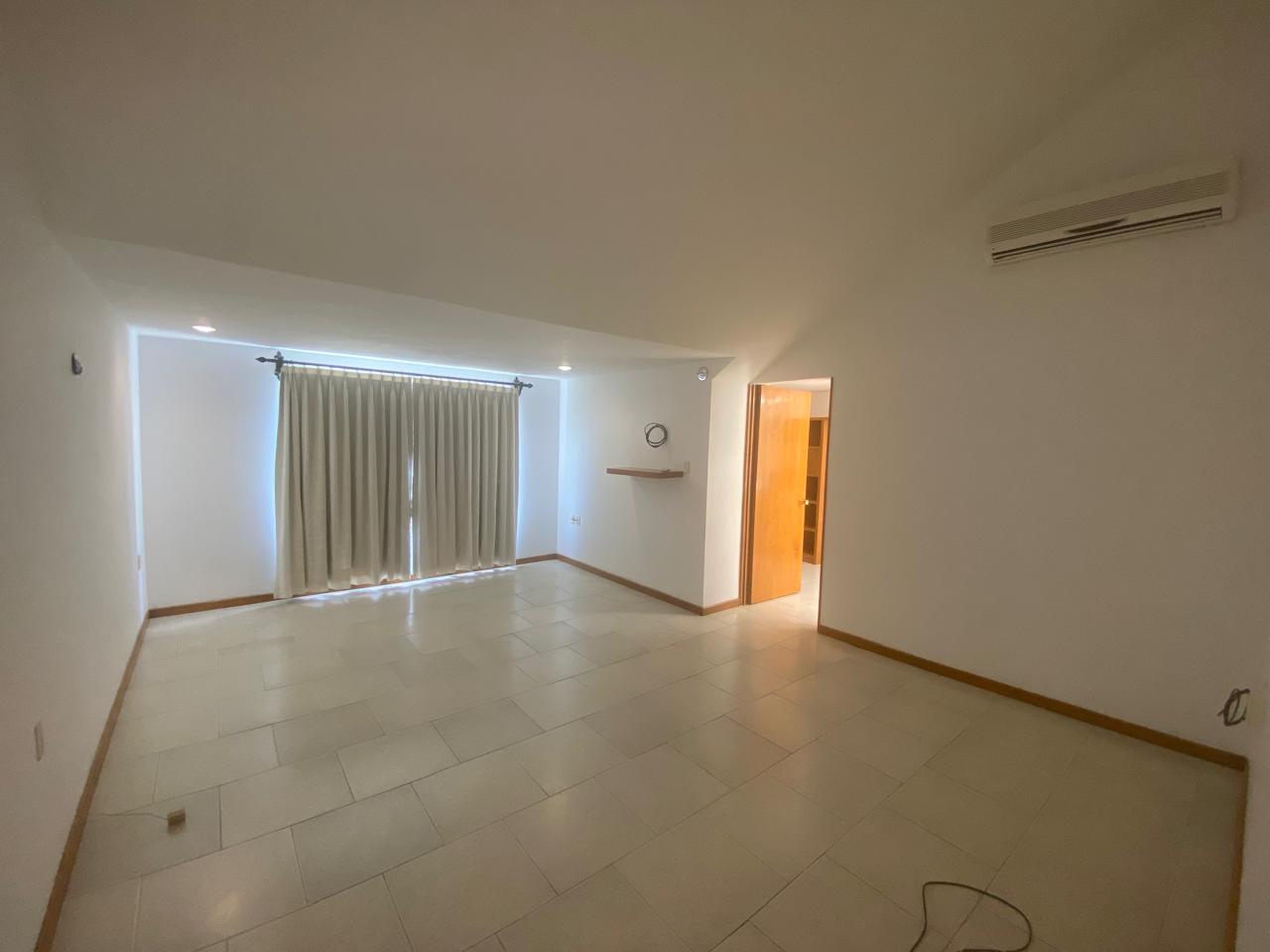 CASA EN RENTA EN PRADOS DEL CAMPESTRE, MORELIA