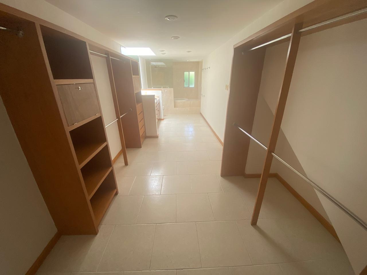 CASA EN RENTA EN PRADOS DEL CAMPESTRE, MORELIA