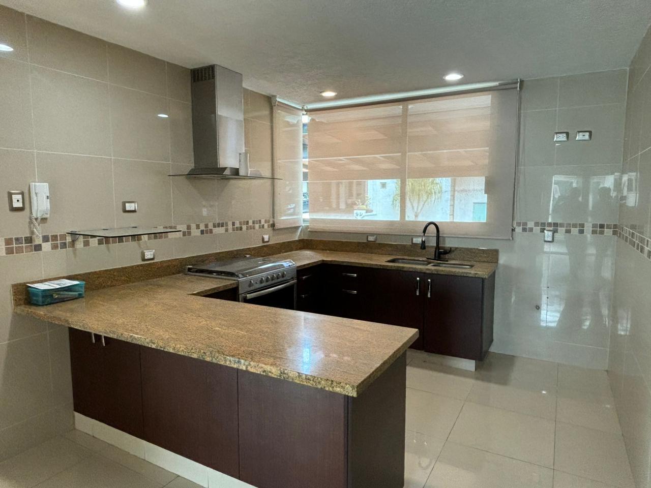 CASA EN VENTA EN CEDROS TRES MARIAS, MORELIA