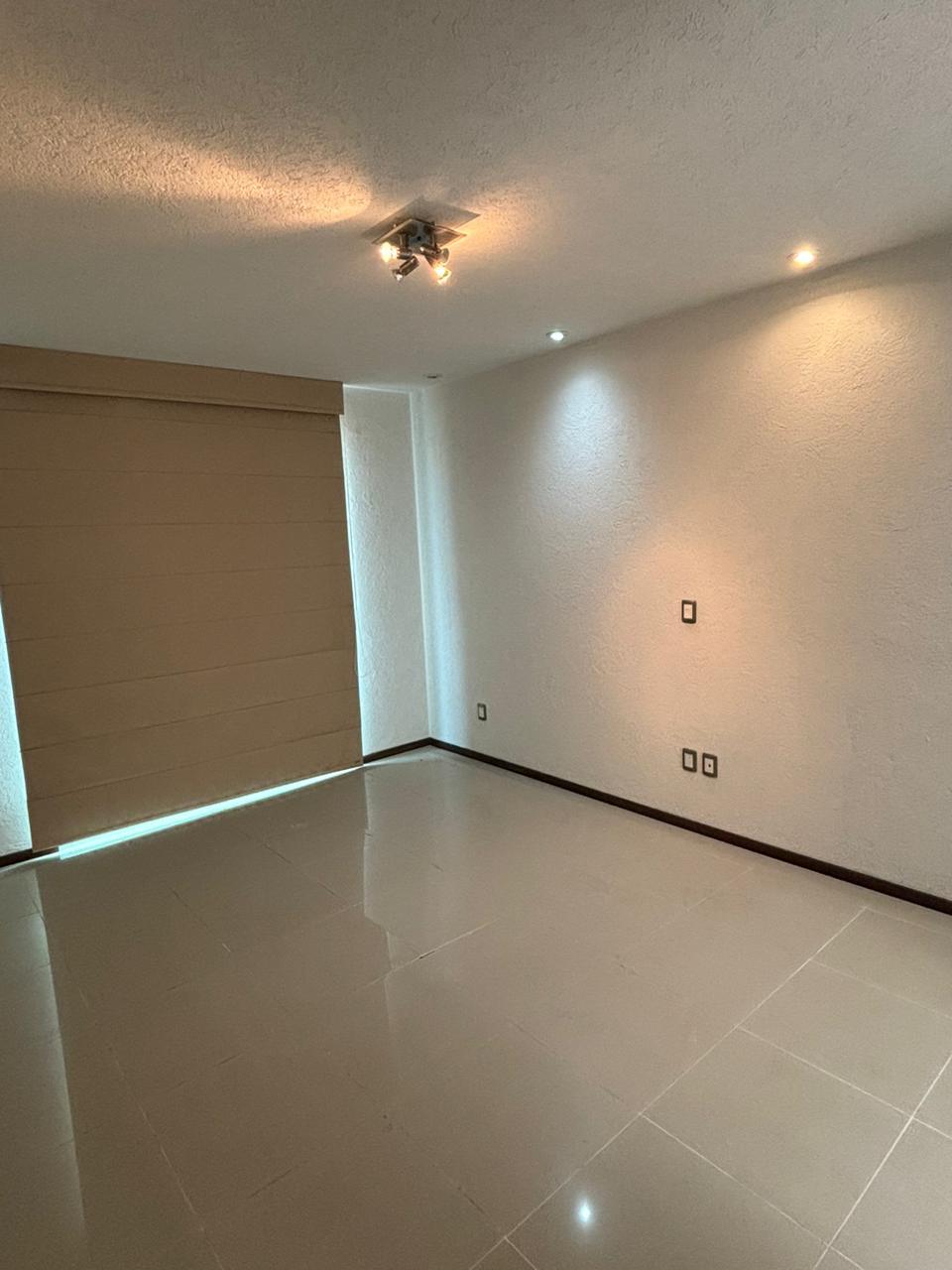 CASA EN VENTA EN CEDROS TRES MARIAS, MORELIA