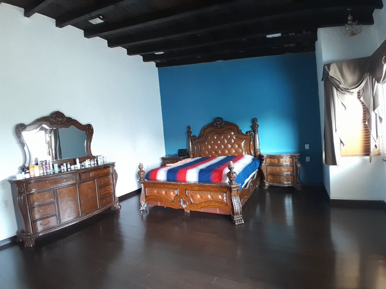 CASA EN VENTA EN CLUB Y DENTRO DEL CAMPO DE GOLF ALTOZANO, MORELIA