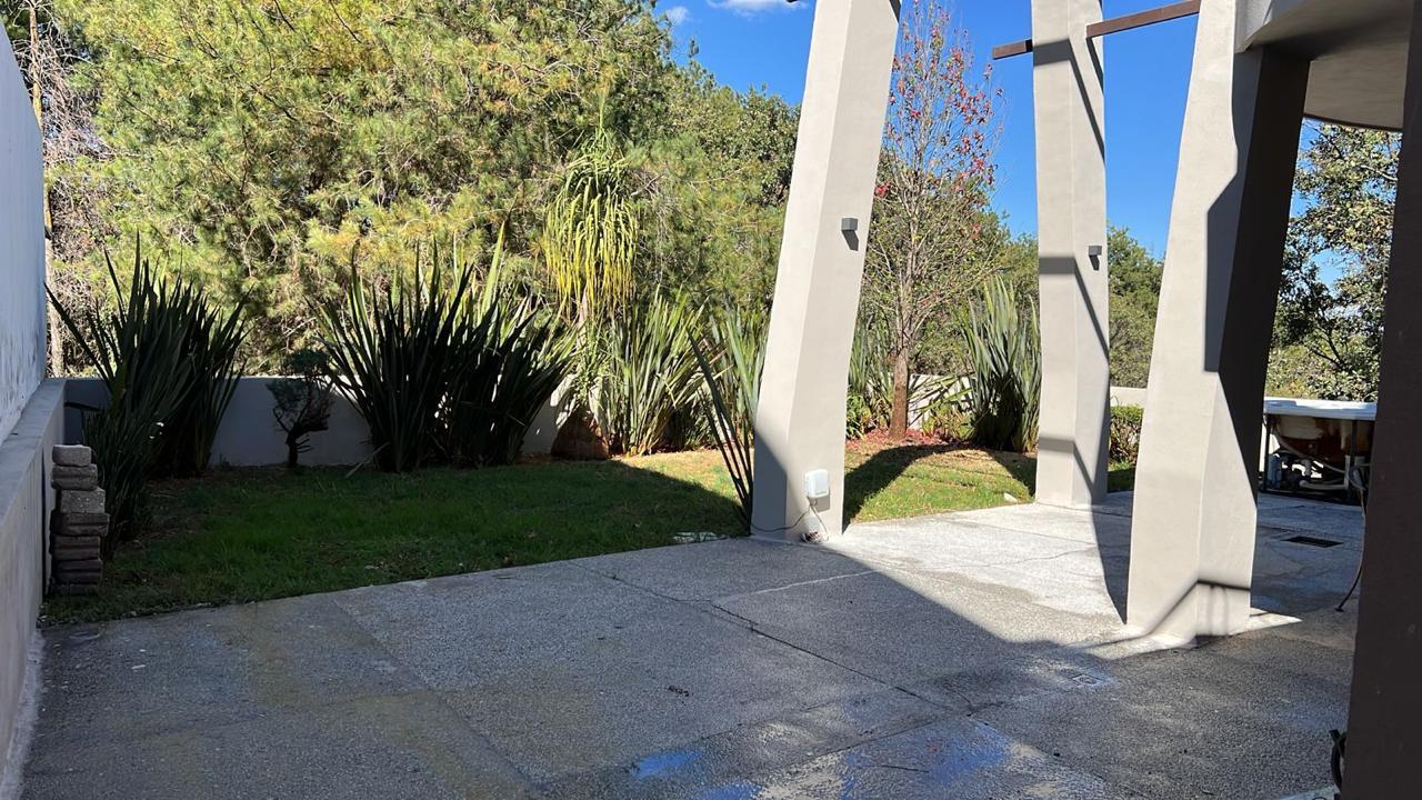 CASA EN VENTA EN CLUB Y DENTRO DEL CAMPO DE GOLF ALTOZANO, MORELIA