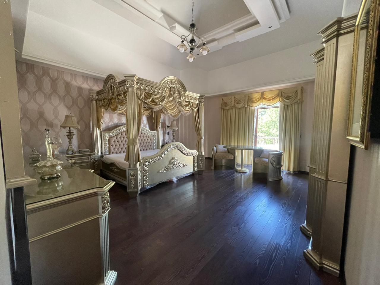 CASA EN VENTA EN CLUB Y DENTRO DEL CAMPO DE GOLF ALTOZANO, MORELIA