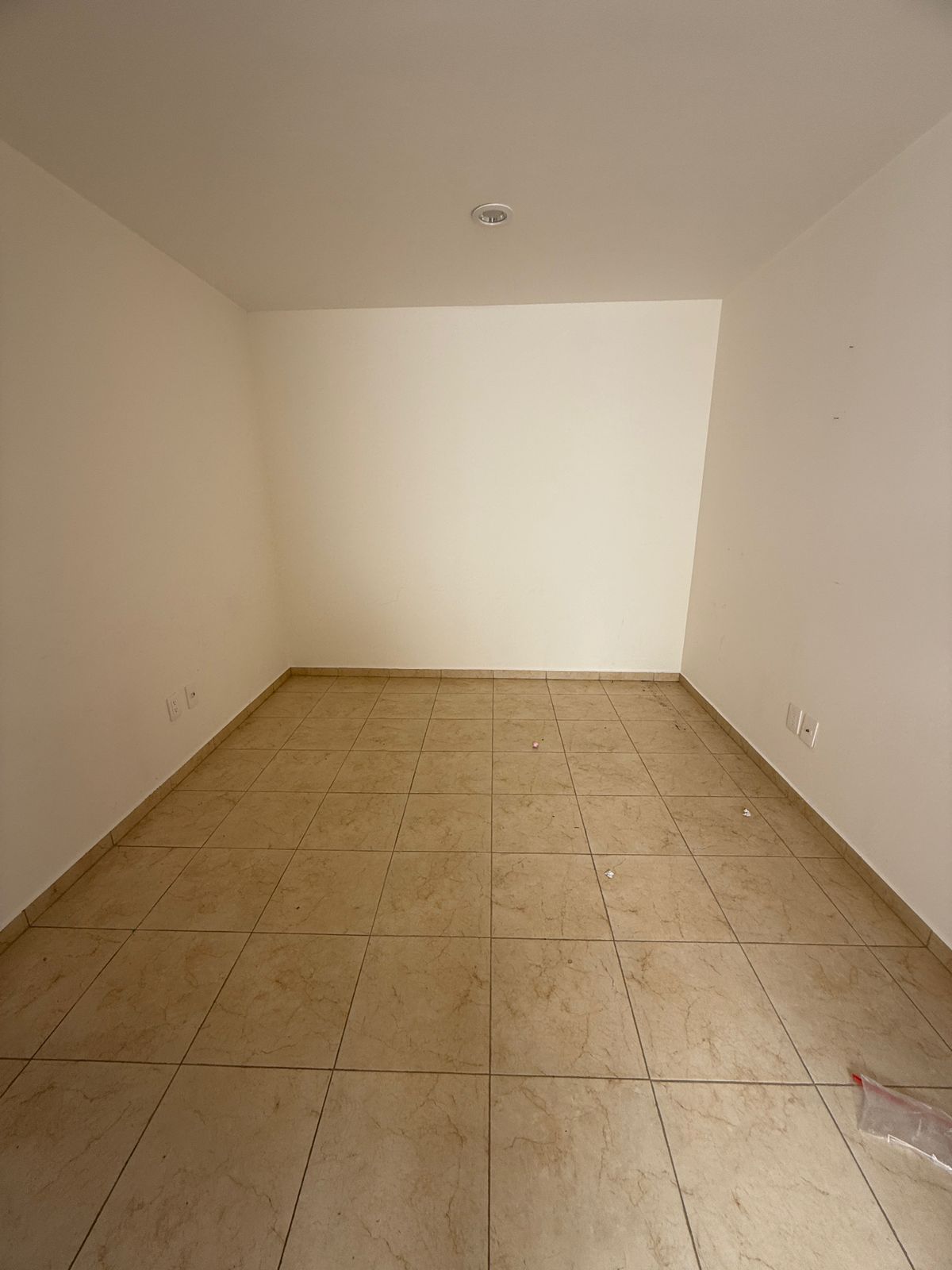 CASA EN RENTA EN FRACCIONAMIENTO TERCER RETORNO DE LOS ALPES ALTOZANO, MORELIA