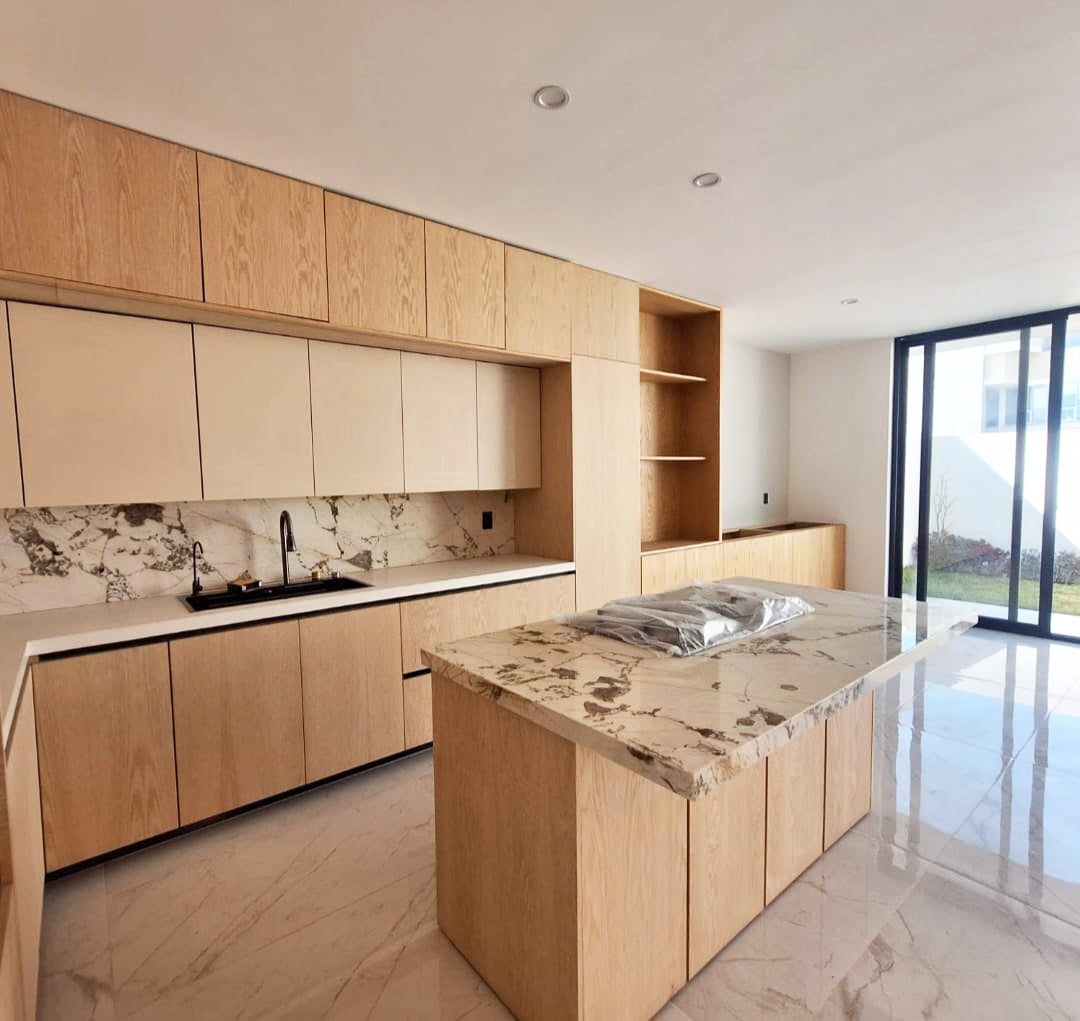 CASA EN VENTA EN FRACC. LA TOSCANA ALTOZANO, MORELIA